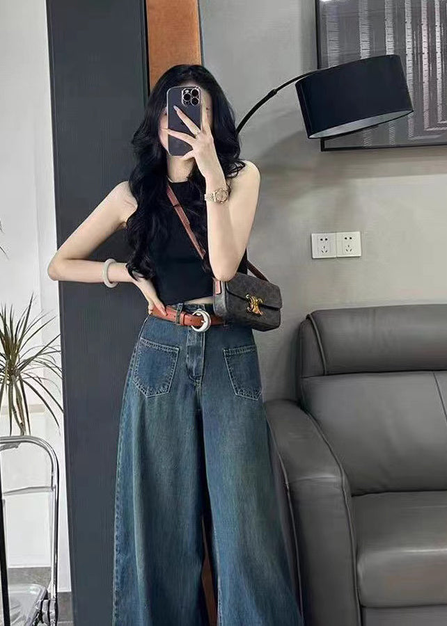 Well Tailored Pants with a Graceful Silhouette