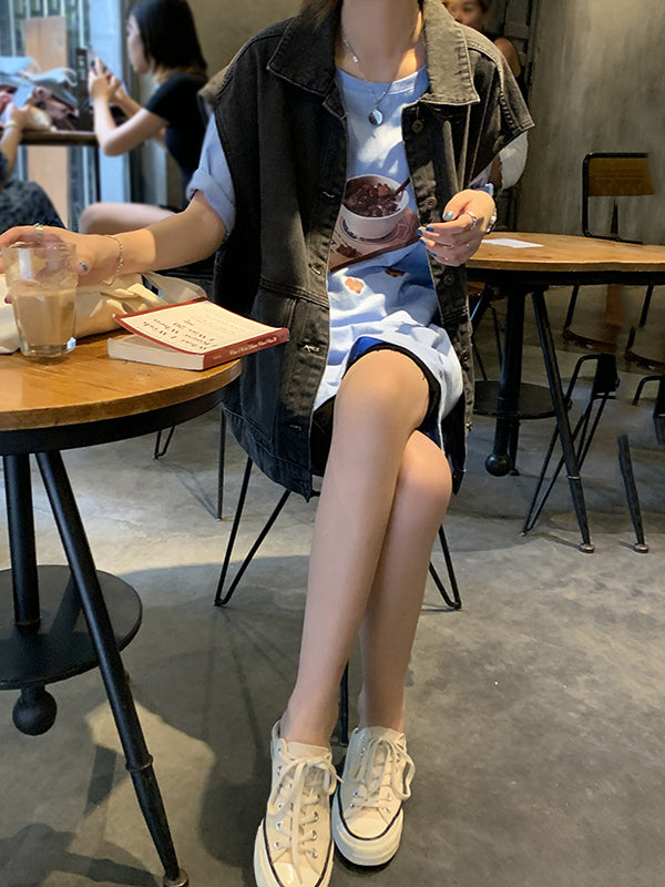 Classic Vintage Garment with a Flattering Fit