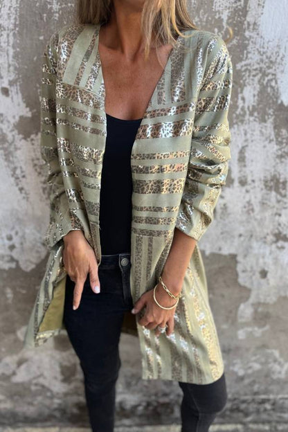 Elegantly Styled Coat for Everyday Wear
