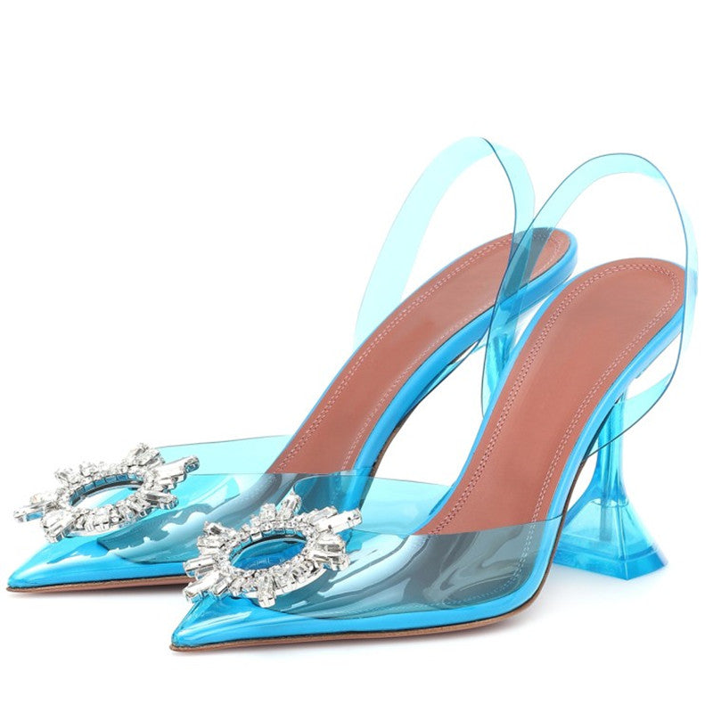 Beautifully Finished Heels in a Timeless Design