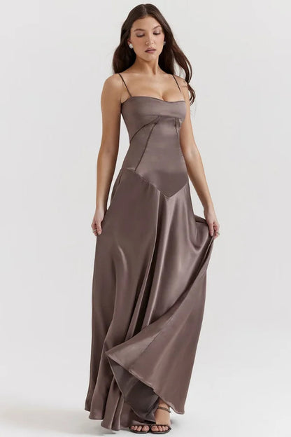 Beautifully Finished Garment in a Timeless Design