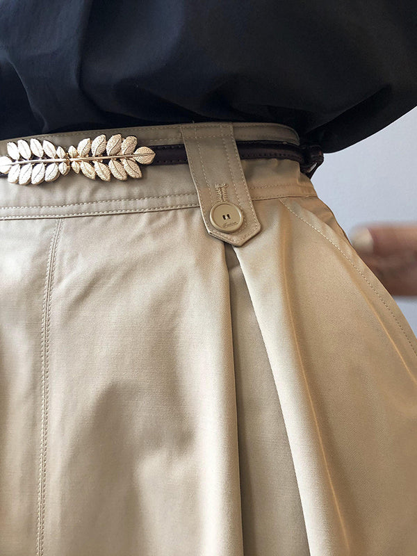 Gracefully Styled Garment for Any Occasion