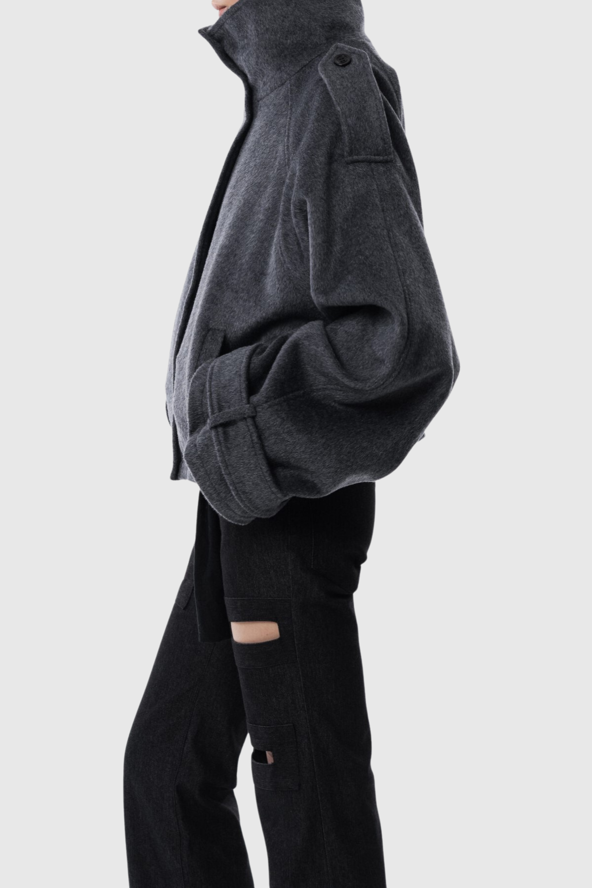 Effortlessly Elegant Jacket with a Timeless Design