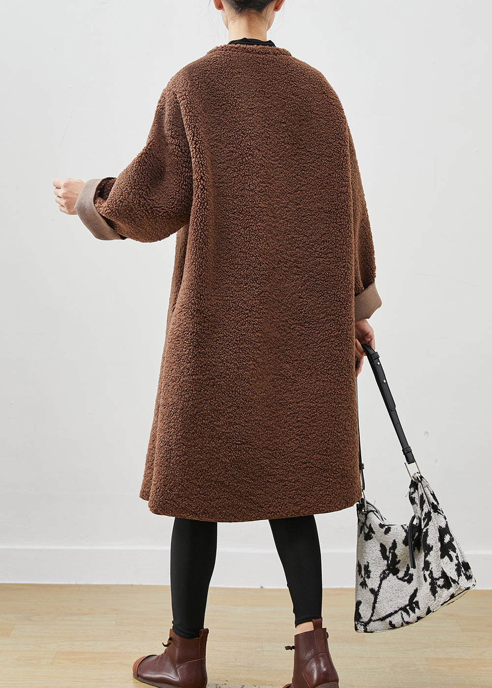Beautifully Finished Coat in a Timeless Design