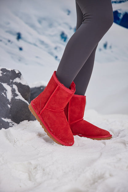 Beautifully Finished Boots in a Timeless Design