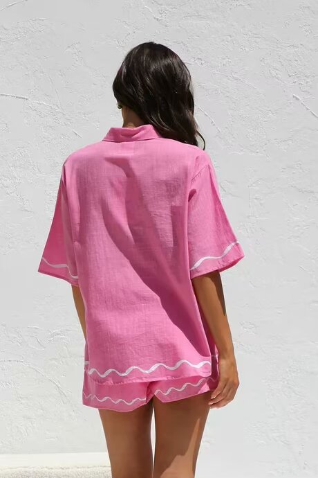 Beautifully Crafted Cardigan in a Classic Style