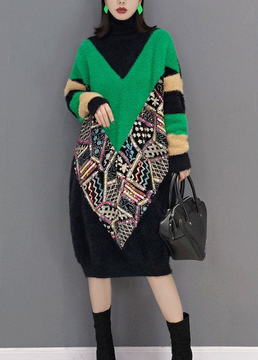 Classic Vintage Dress with a Flattering Fit