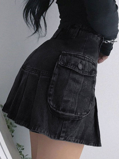 Sophisticated Garment with a Clean Classic Look