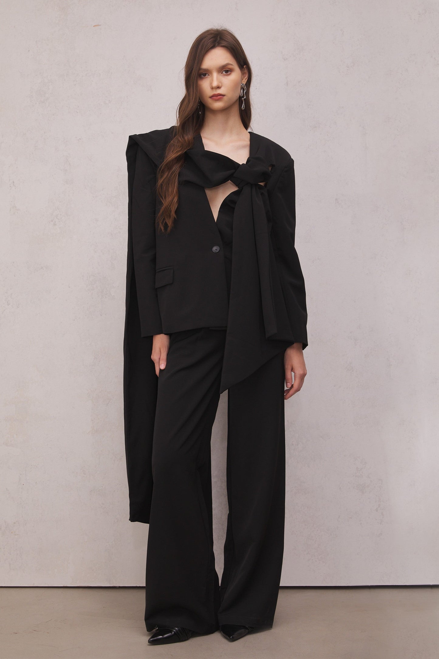 Effortlessly Elegant Garment with a Timeless Design