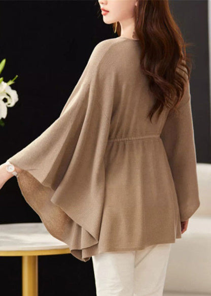Effortlessly Elegant Top with a Timeless Design
