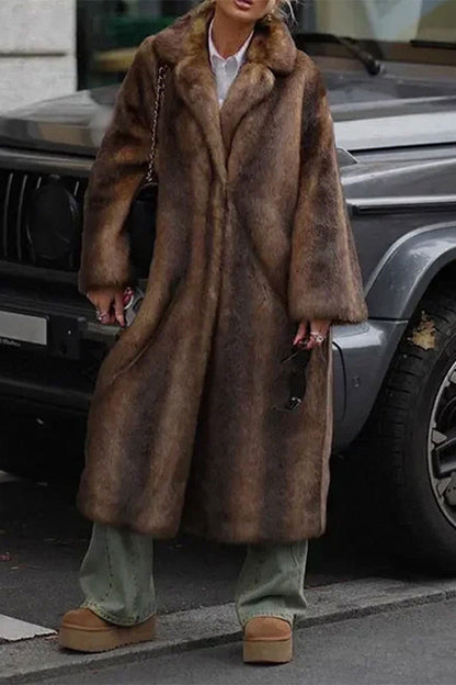 Sophisticated Coat with a Clean Classic Look