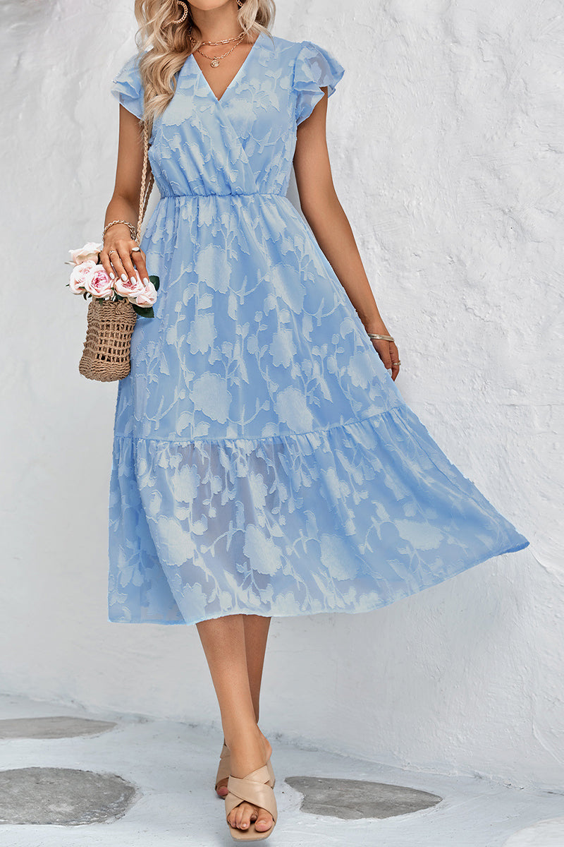 Effortlessly Elegant Dress with a Timeless Design