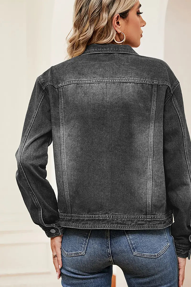 Elegantly Styled Jacket for Everyday Wear