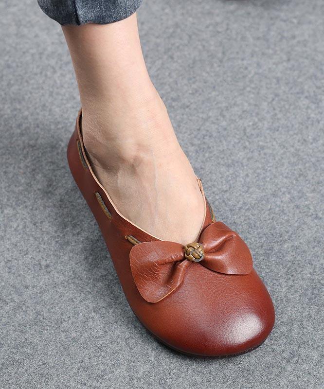 Well Tailored Shoes with a Graceful Silhouette