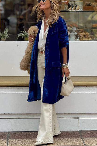 Classic Vintage Coat with a Flattering Fit