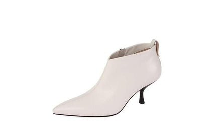 Elegantly Styled Boots for Everyday Wear