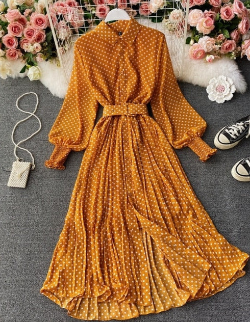 Sophisticated Dress with a Clean Classic Look