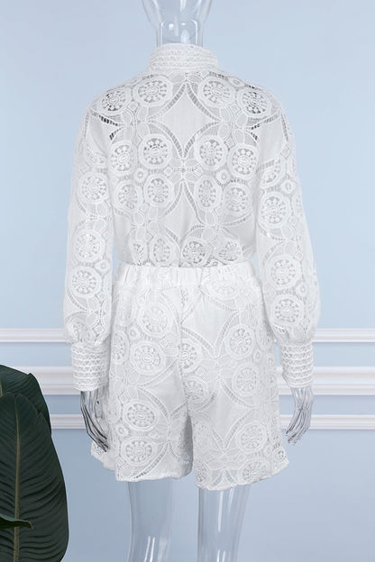Effortlessly Elegant Garment with a Timeless Design