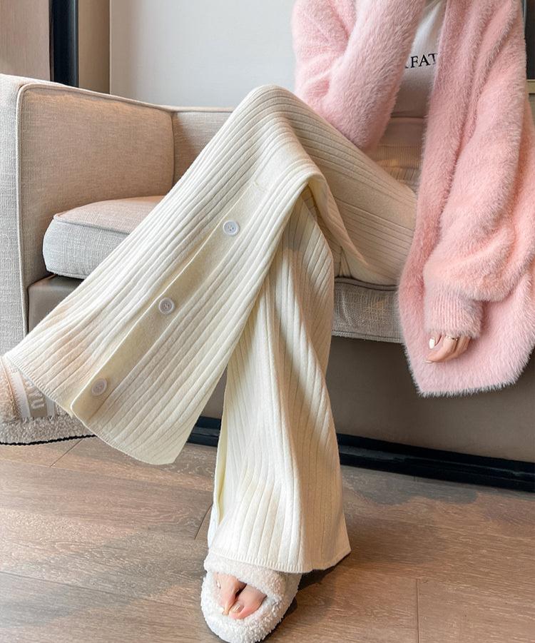 Elegantly Styled Pants for Everyday Wear