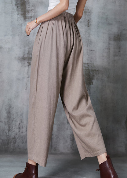 Effortlessly Elegant Pants with a Timeless Design
