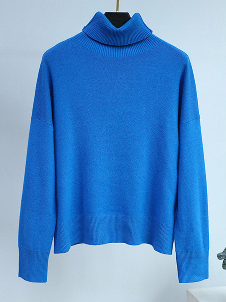 Classic Vintage Sweater with a Flattering Fit