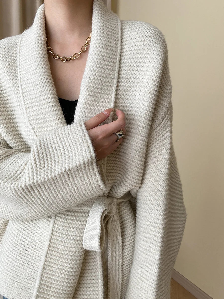 Gracefully Styled Cardigan for Any Occasion