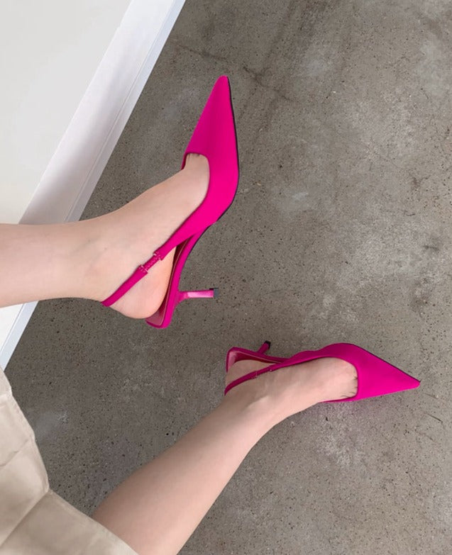 A Vintage Style Heels with Delicate Timeless Details