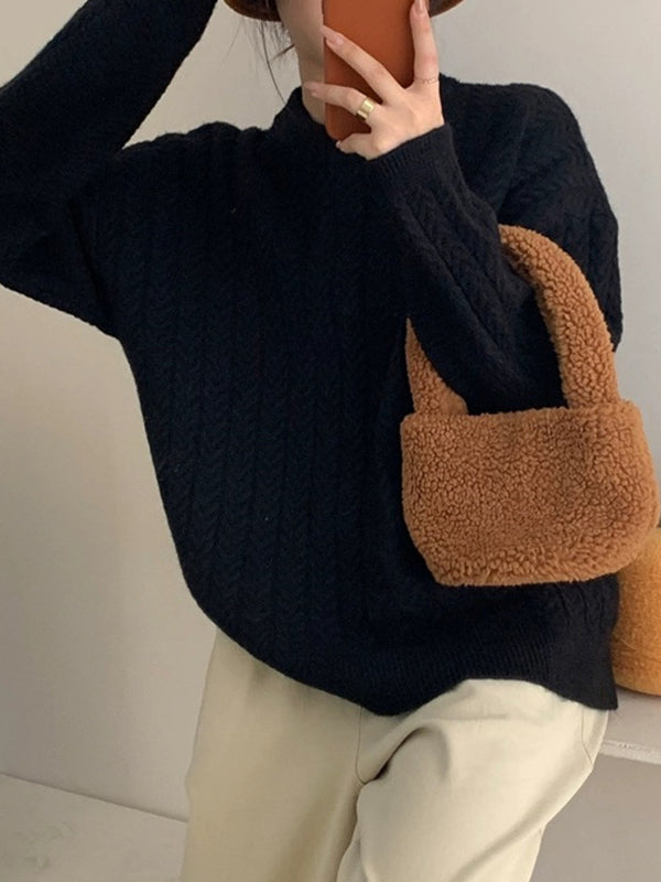 Effortlessly Elegant Sweater with a Timeless Design