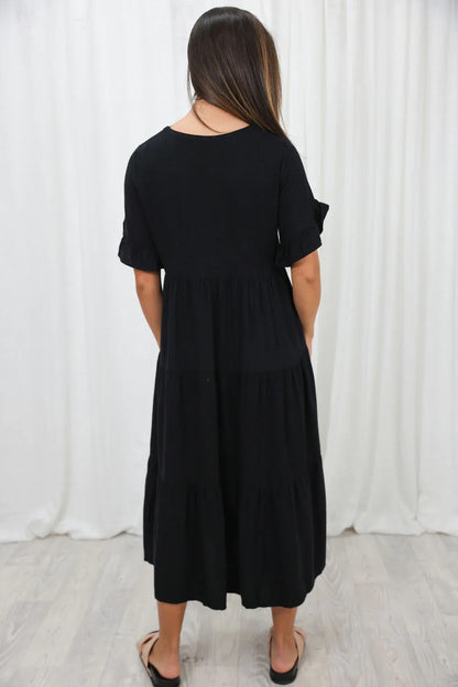 Sophisticated Dress with a Clean Classic Look