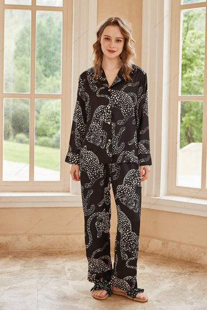 Well Tailored Garment with a Graceful Silhouette