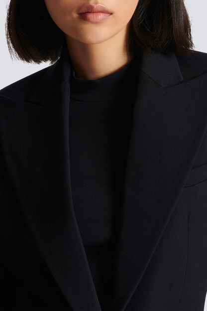 Gracefully Styled Garment for Any Occasion