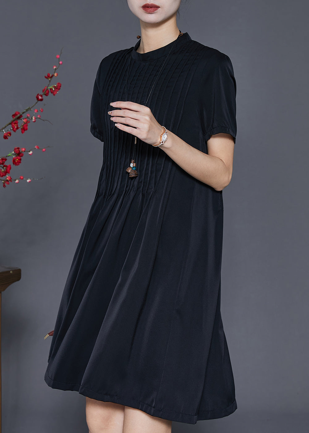 Classic Vintage & Enduringly Stylish Dress