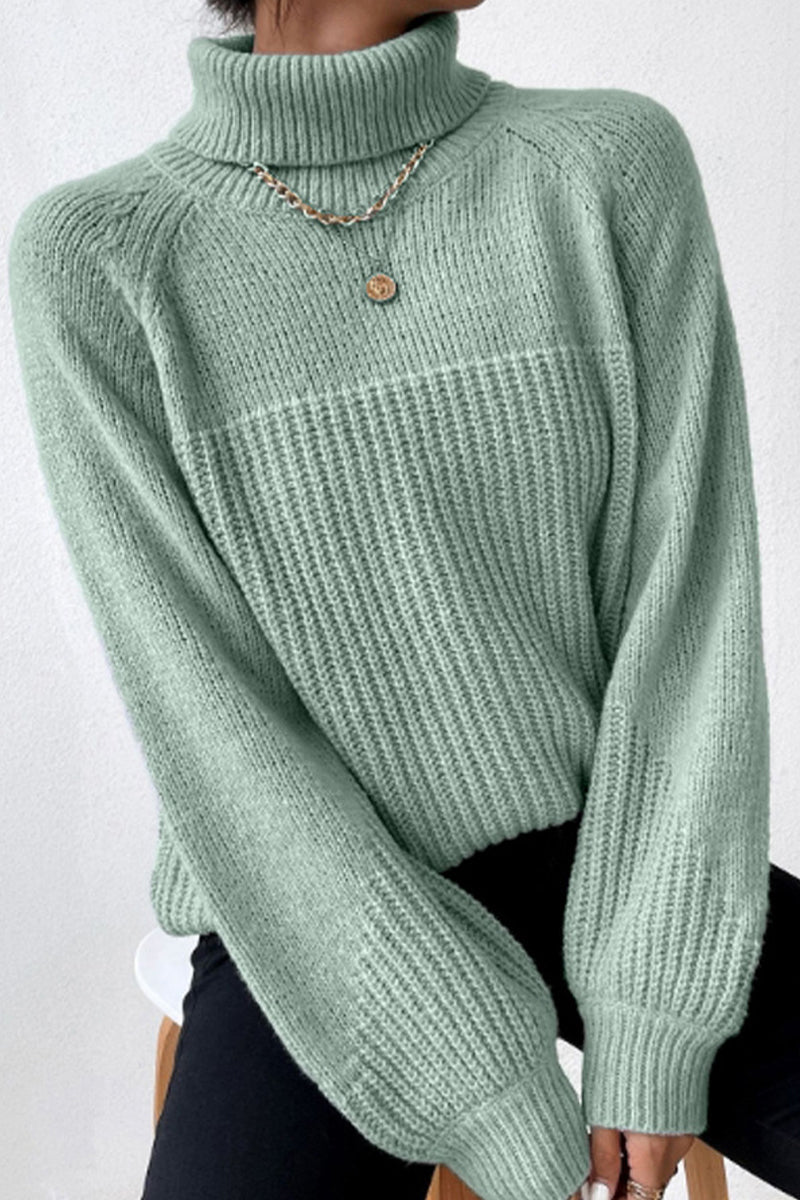 Beautifully Finished Sweater in a Timeless Design