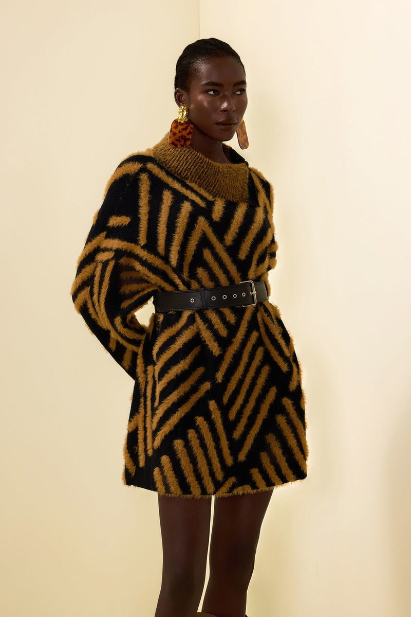 Classic Vintage Sweater with a Flattering Fit