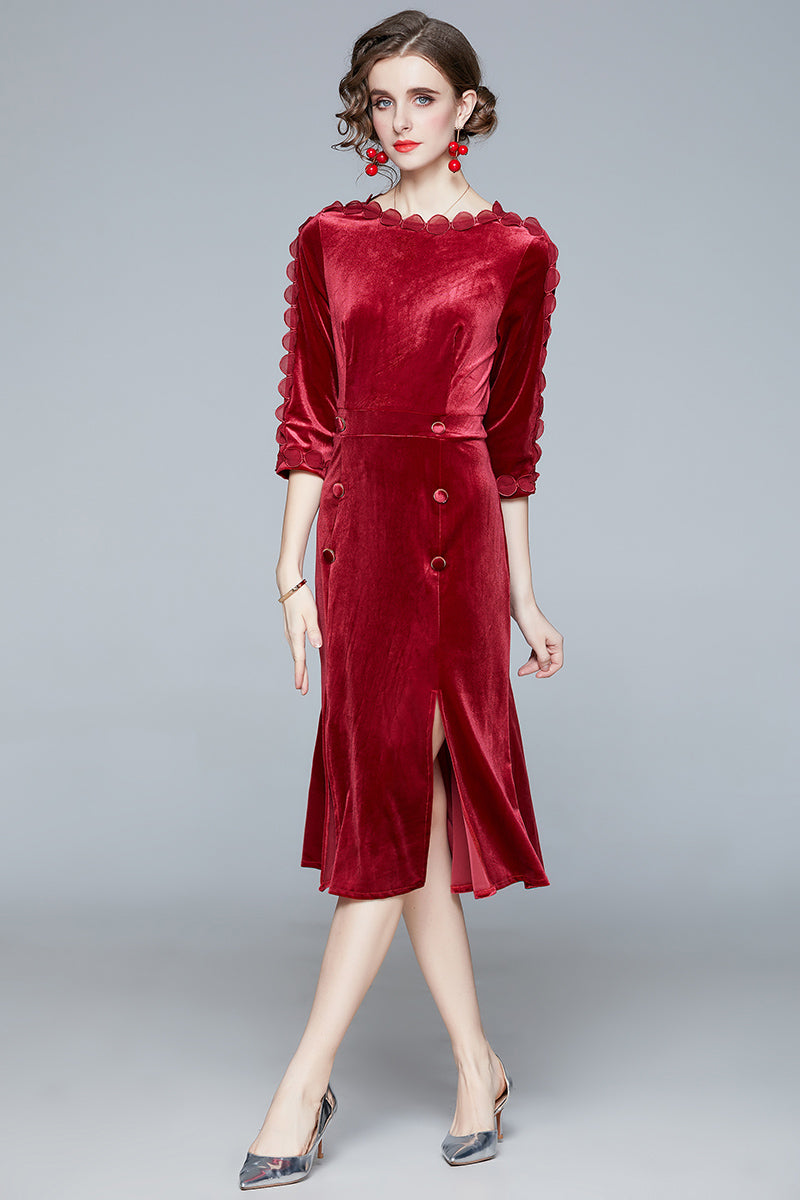 Classic Vintage & Enduringly Stylish Dress