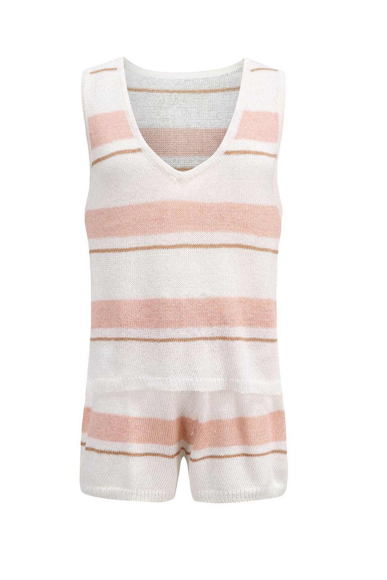 Effortlessly Elegant Top with a Timeless Design