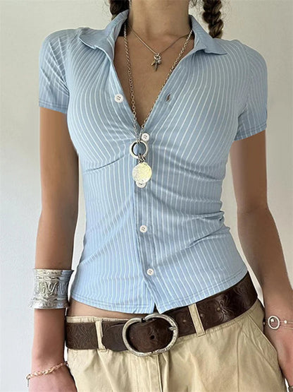 Well Tailored Blouse with a Graceful Silhouette