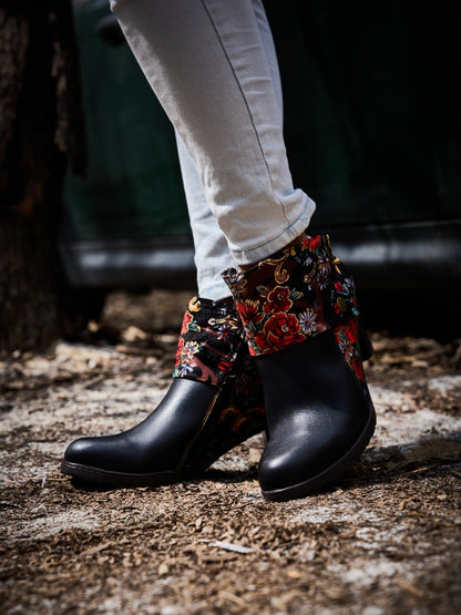 Elegantly Styled Boots for Everyday Wear