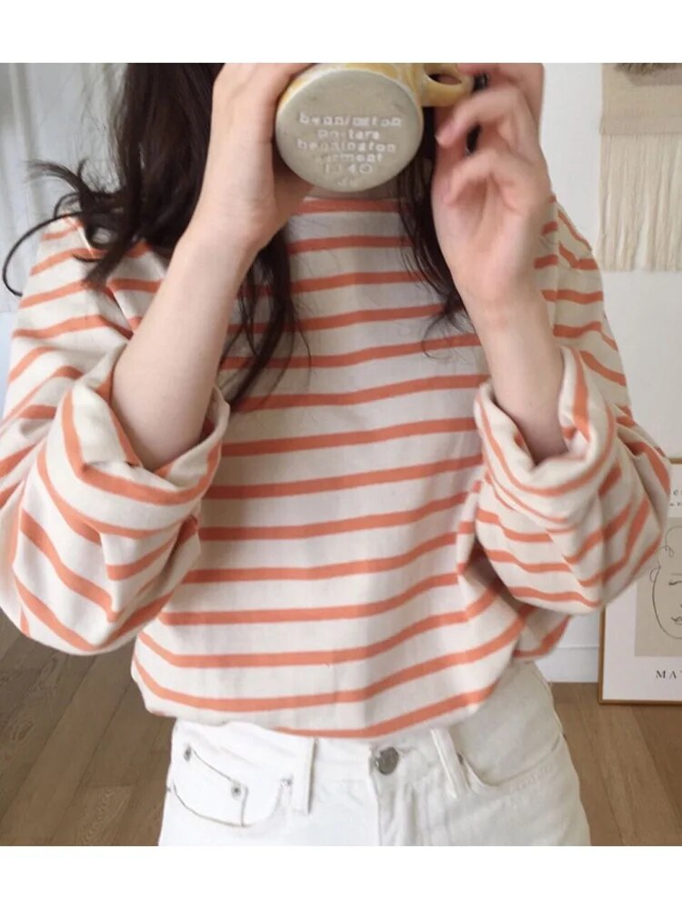 Classic Vintage T-Shirt with a Flattering Fit