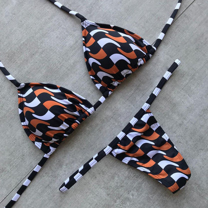 Well Tailored Bikini with a Graceful Silhouette