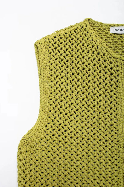 Beautifully Finished Garment in a Timeless Design