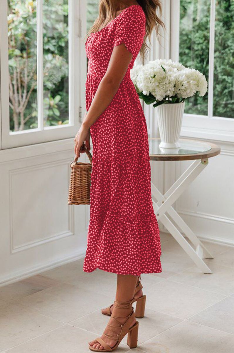 A Vintage Style Dress with Delicate Timeless Details