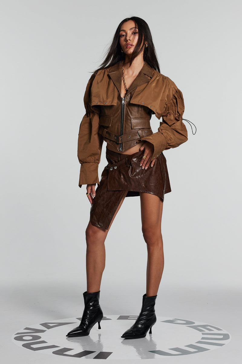 Effortlessly Elegant Jacket with a Timeless Design