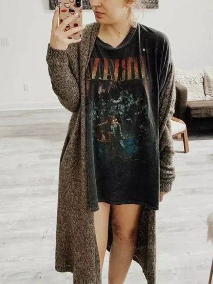 Classic Vintage T-Shirt with a Flattering Fit