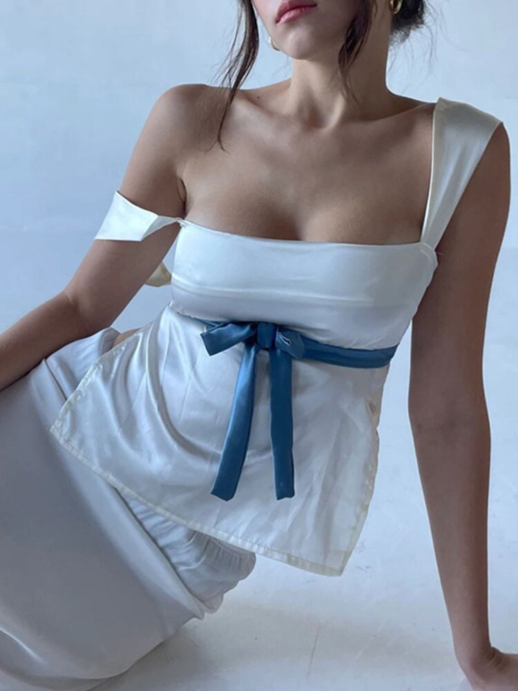 Classic Vintage & Enduringly Stylish Top