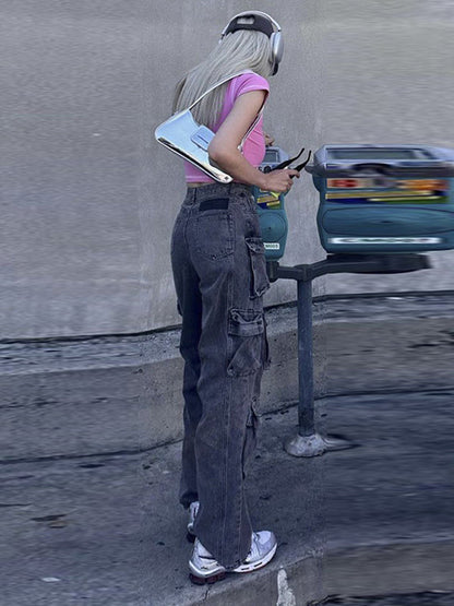 Well Tailored Pants with a Graceful Silhouette