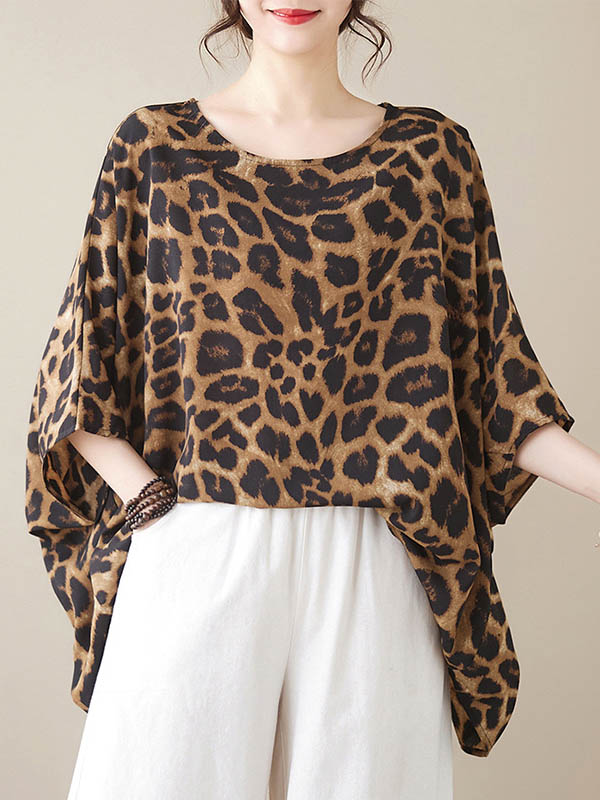 Sophisticated T-Shirt with a Clean Classic Look