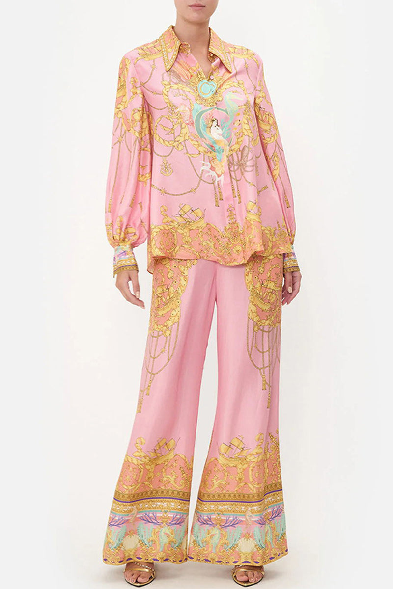 Classic Vintage Garment with a Flattering Fit