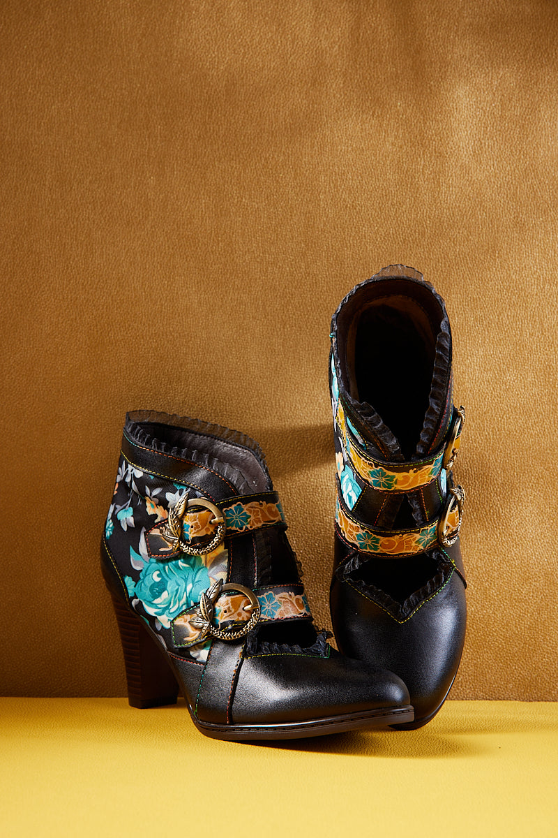 Beautifully Finished Boots in a Timeless Design