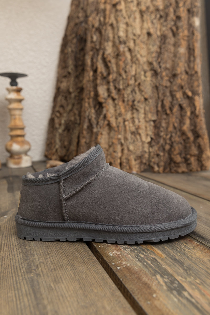 Polished Garment with an Effortless Classic Look
